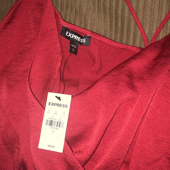 Brand new top from Express - Picture 4 of 5